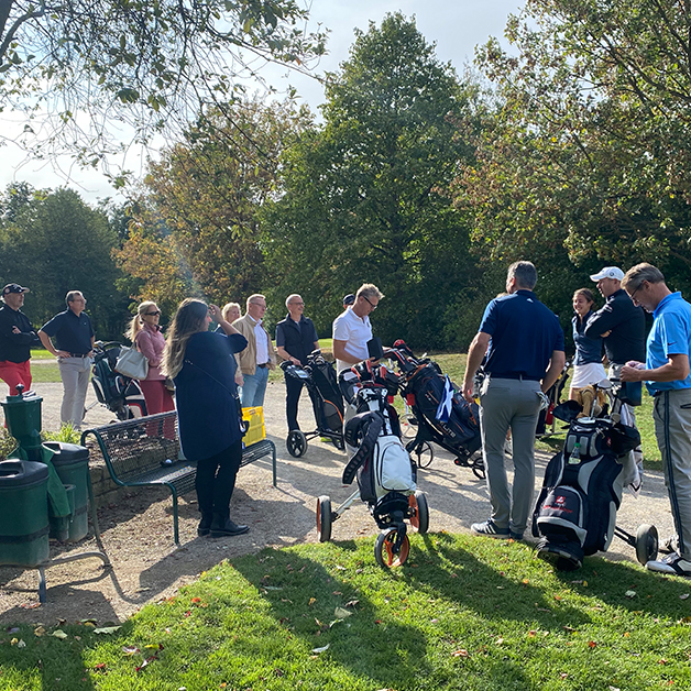 The COCUS Golf Team uses sun & home advantage Golf2