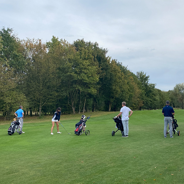 The COCUS Golf Team uses sun & home advantage Golf7